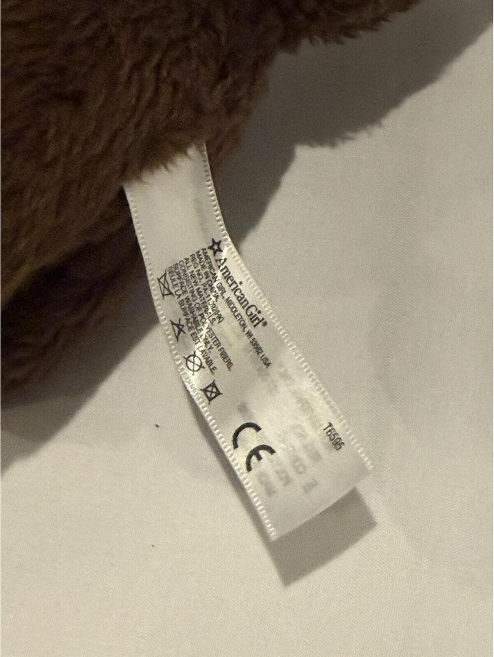 American girl Dog Chocolate Chip he is a chocolate lab has collar 2012 - Picture 2 of 3